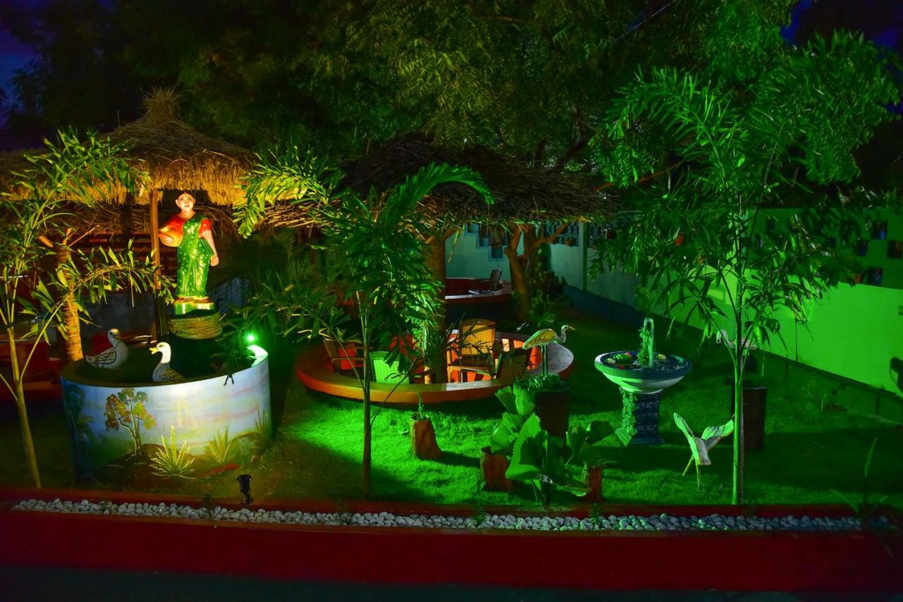 Neem Garden Guest House Batticaloa Exterior photo